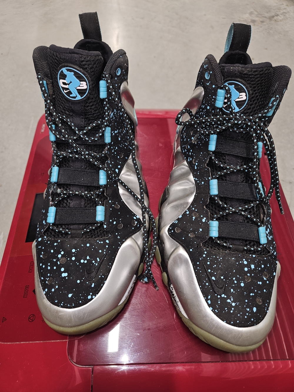 Nike Posite Barkleys  Black & Silver High-Top Sneakers with Blue Speckle Accents